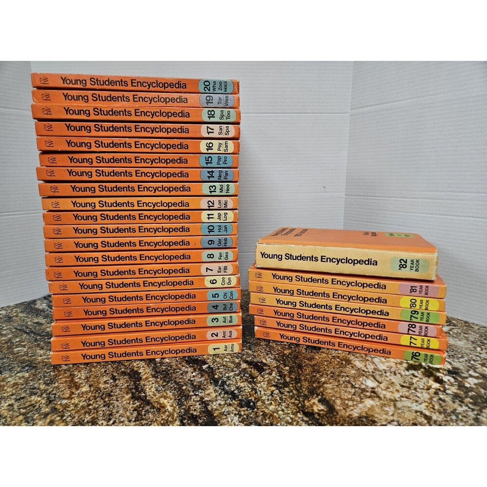 1972-73 Young Students Encyclopedia Complete Set 1-20 And 76-82 Year Books